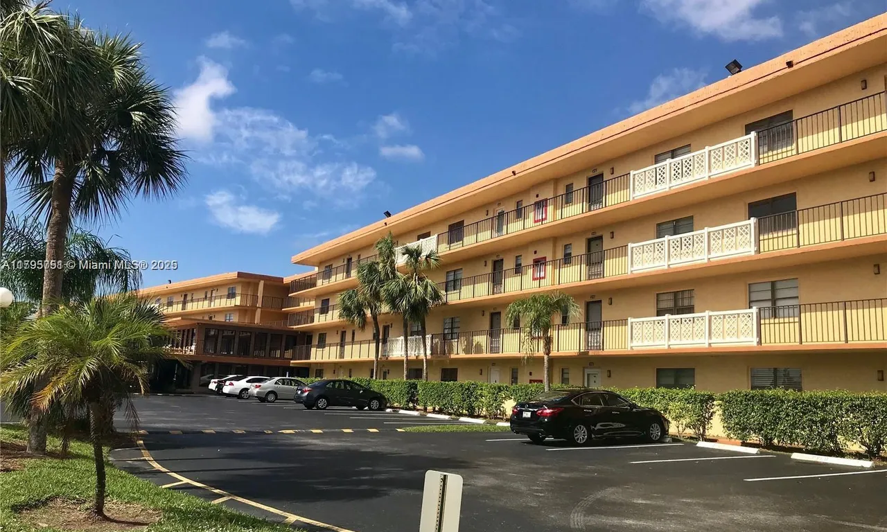 9273 SW 8th St # 410, Boca Raton FL 33428