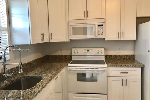 9273 SW 8th St # 410, Boca Raton FL 33428