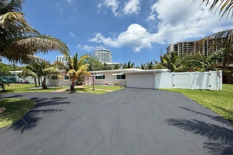 1760 Bel Air Ave, Lauderdale By The Sea FL 33062