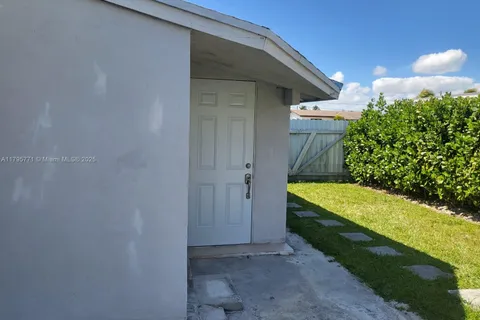11771 SW 176th St # 1, Miami FL 33177