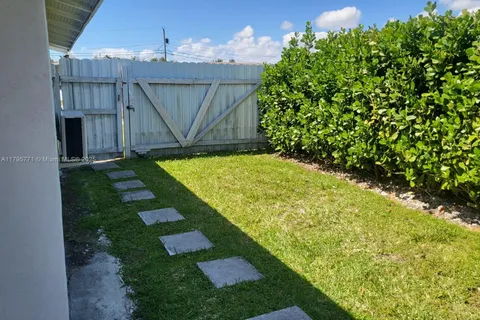 11771 SW 176th St # 1, Miami FL 33177