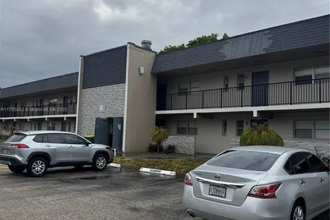 8051 S Colony Cir S # 206, Tamarac FL 33321