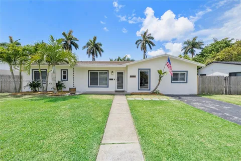 9350 SW 183rd Ter, Palmetto Bay FL 33157