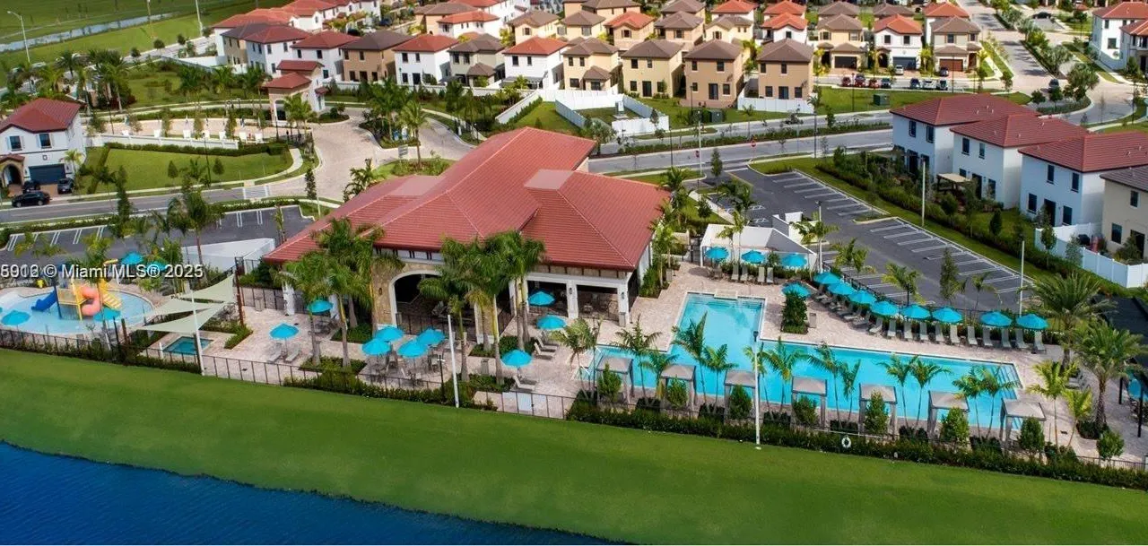 3413 W 113th St, Hialeah FL 33018