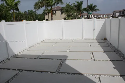 3413 W 113th St, Hialeah FL 33018