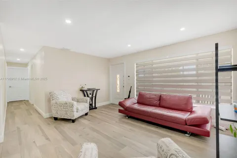 7295 W 14th Ct, Hialeah FL 33014