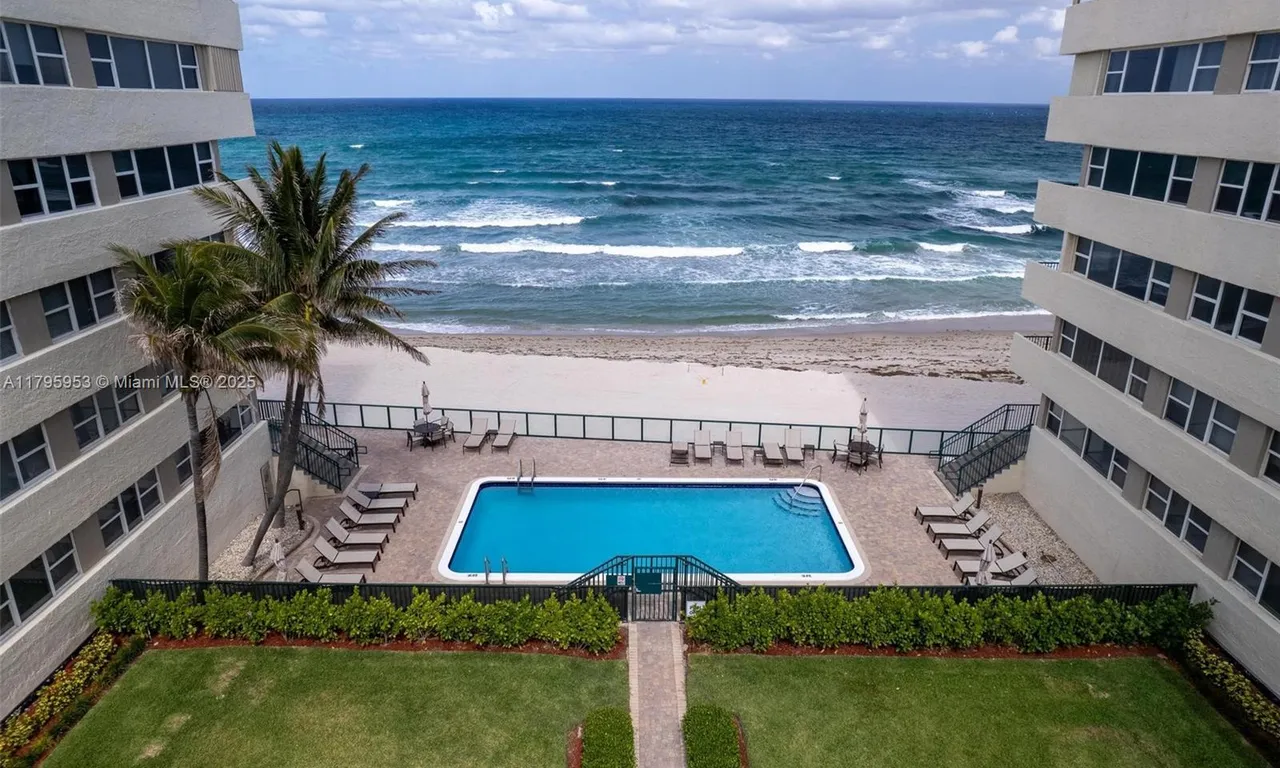 1239 Hillsboro Mile # 203, Hillsboro Beach FL 33062