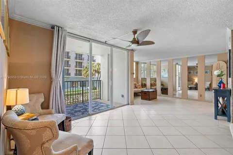 1239 Hillsboro Mile # 203, Hillsboro Beach FL 33062