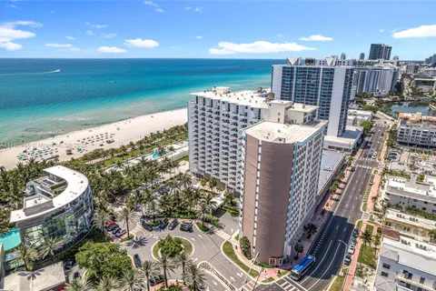 2899 Collins Ave # 1218, Miami Beach FL 33140