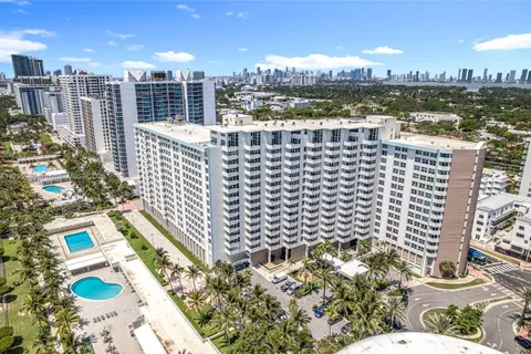 2899 Collins Ave # 1218, Miami Beach FL 33140