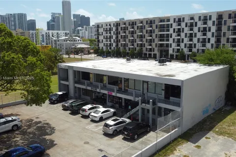 752 W Flagler St, Miami FL 33130
