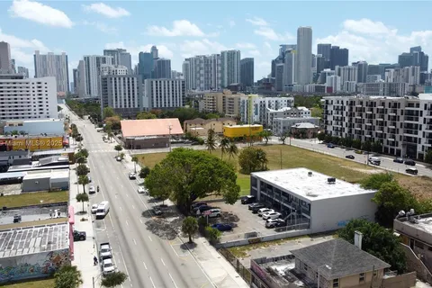 752 W Flagler St, Miami FL 33130