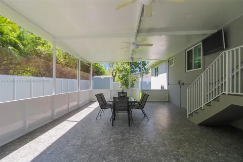 20121 SW 79th Ave, Cutler Bay FL 33189