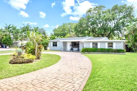 1100 N 31st Ct, Hollywood FL 33021