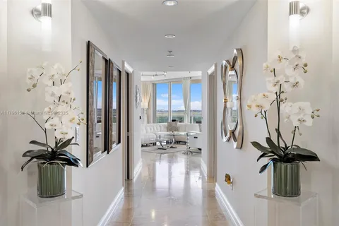 6051 N Ocean Dr # 1102, Hollywood FL 33019