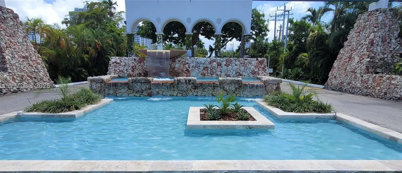 18011 Biscayne Blvd # 1001, Aventura FL 33160