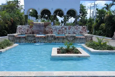 18011 Biscayne Blvd # 1001, Aventura FL 33160