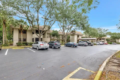 7699 NW 79th Ave # 205, Tamarac FL 33321