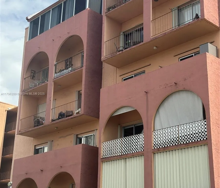 460 E 23rd St # 419, Hialeah FL 33013