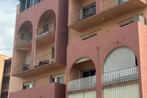 460 E 23rd St # 419, Hialeah FL 33013