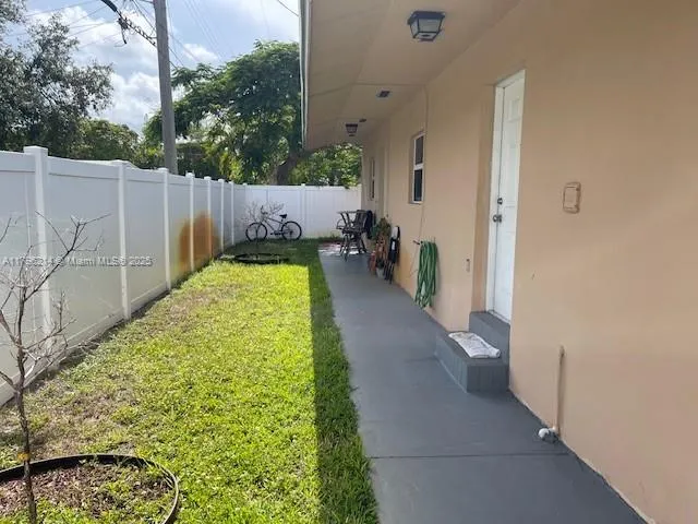 1912 Jefferson St # 1, Hollywood FL 33020