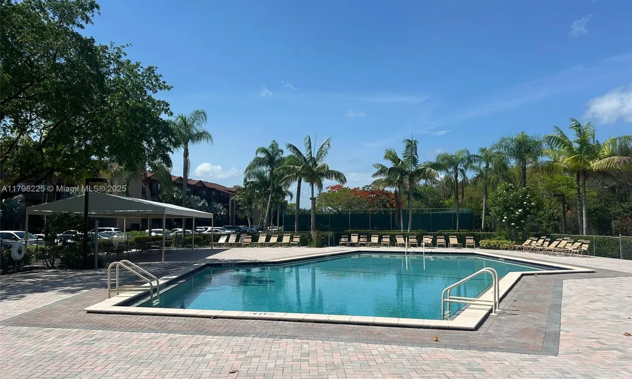 850 SW 133rd Ter # 312B, Pembroke Pines FL 33027