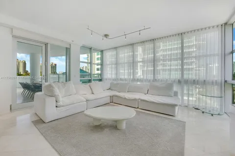 3131 NE 188th St # 507, Aventura FL 33180