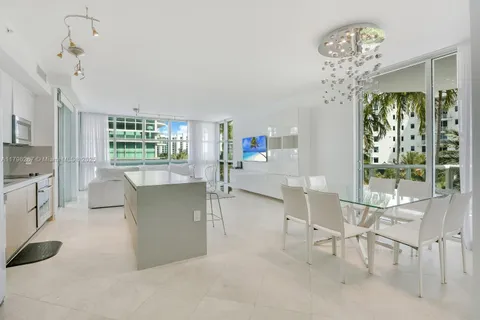 3131 NE 188th St # 507, Aventura FL 33180