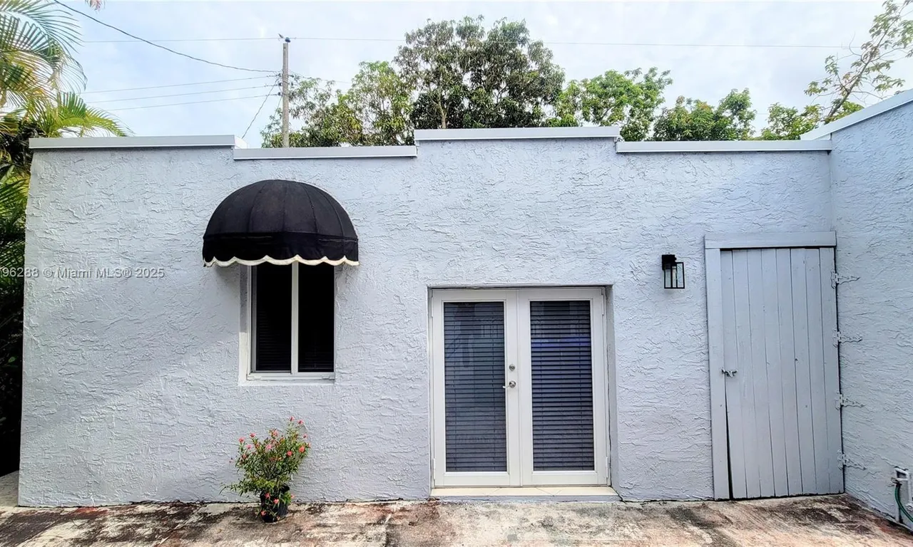 5620 SW 5th Ter, Miami FL 33134