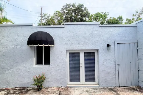 5620 SW 5th Ter, Miami FL 33134