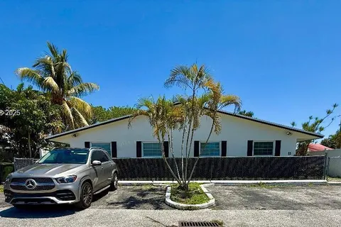 5160 SW 26th Ave # A, Dania Beach FL 33312