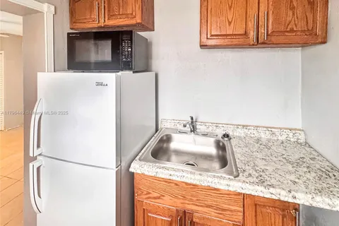 4440 NW 168th Ter # 2, Miami Gardens FL 33055