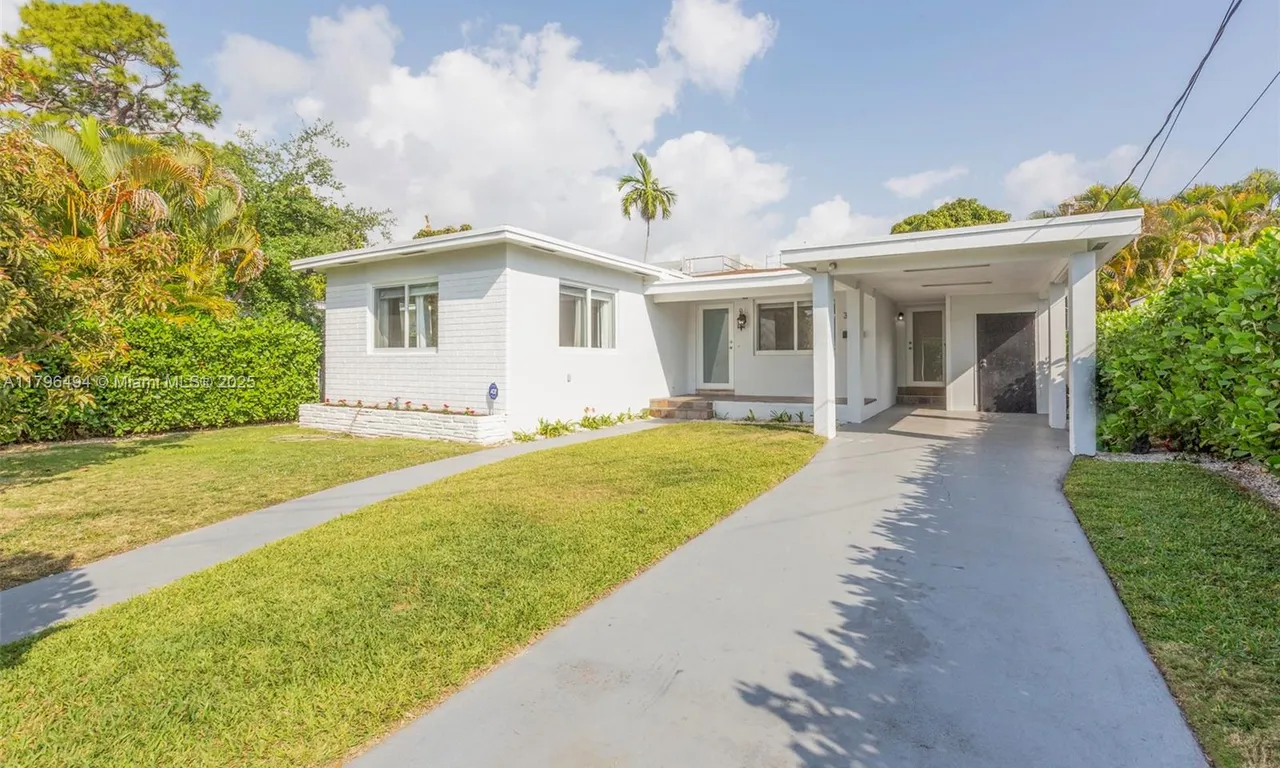 3441 Oak Ave, Miami FL 33133