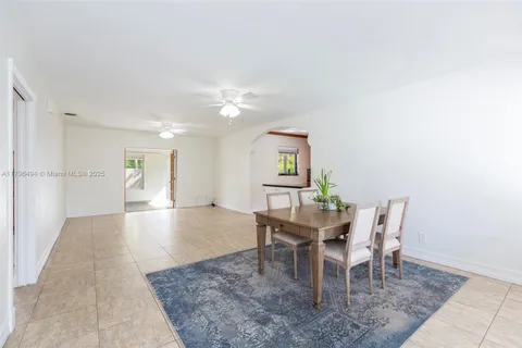 3441 Oak Ave, Miami FL 33133