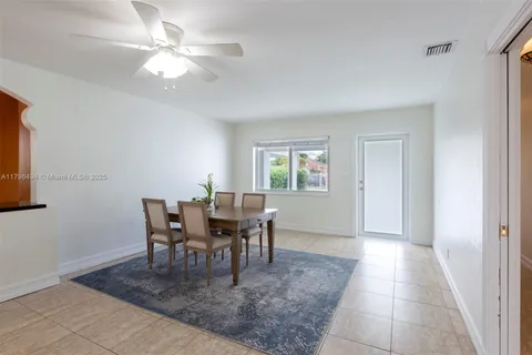 3441 Oak Ave, Miami FL 33133
