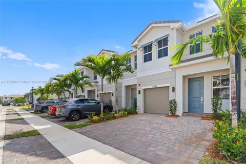 17144 SW 1st St # 17144, Pembroke Pines FL 33027