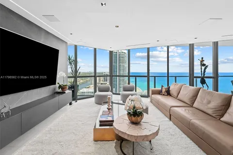3101 S Ocean Dr # 2905, Hollywood FL 33019
