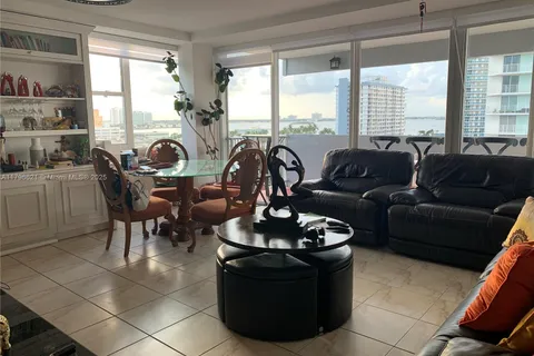 7545 E Treasure Dr # 9B, North Bay Village FL 33141