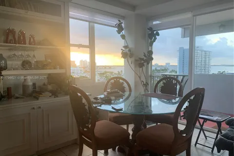 7545 E Treasure Dr # 9B, North Bay Village FL 33141