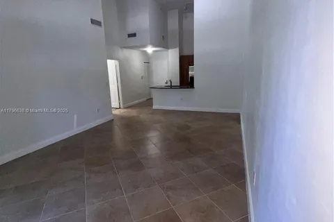510 NW 84TH AV # 105, Plantation FL 33324