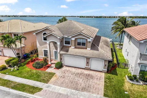 17739 SW 54th St, Miramar FL 33029