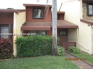 424 SE 11th Ter # 424, Dania Beach FL 33004
