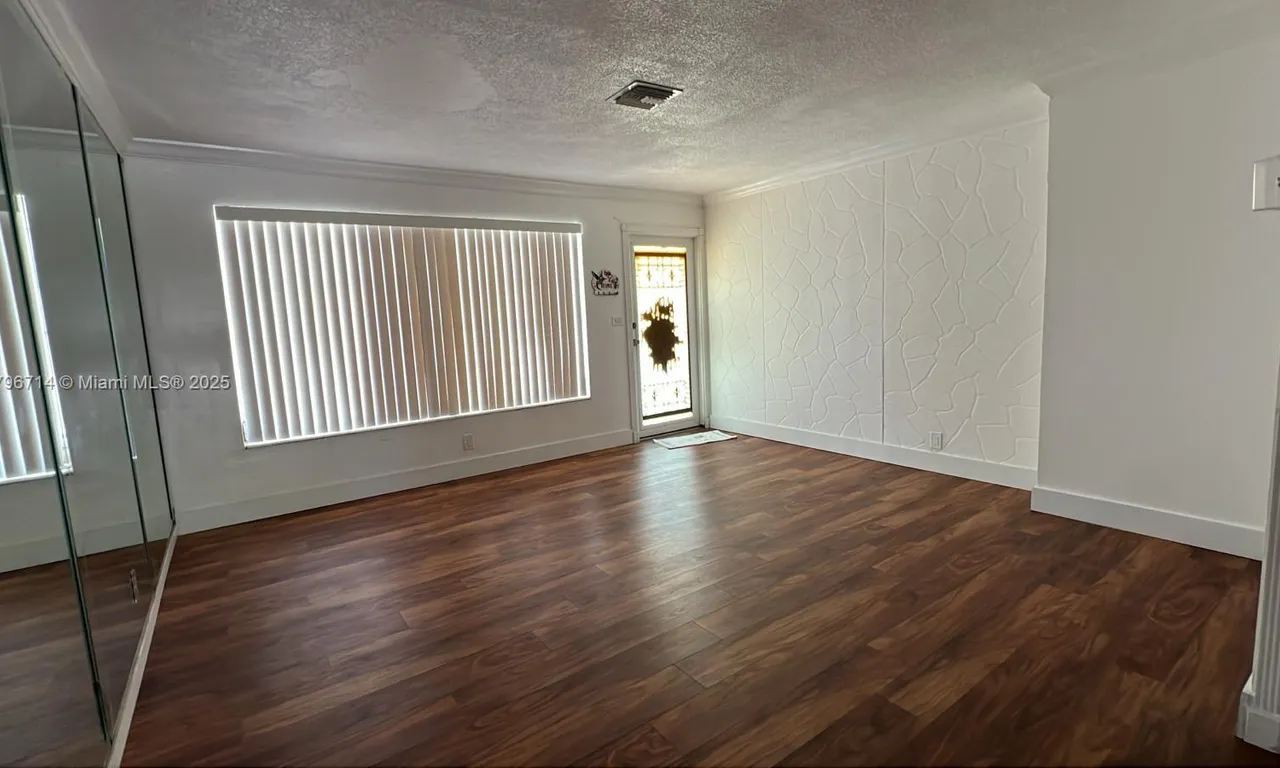 8398  WEST 14   AVE # 0, Hialeah FL 33014