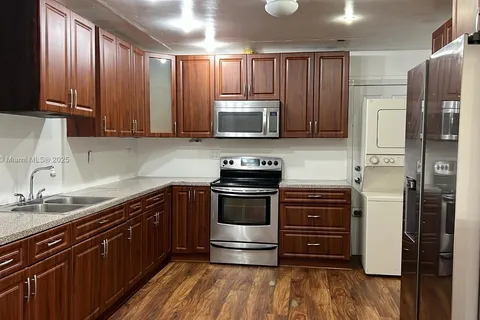 8398  WEST 14   AVE # 0, Hialeah FL 33014