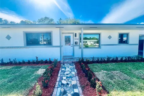18740 NW 19th Ave, Miami Gardens FL 33056