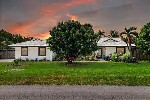 18830 SW 294th Ter, Homestead FL 33030