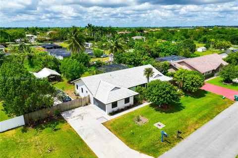 18830 SW 294th Ter, Homestead FL 33030