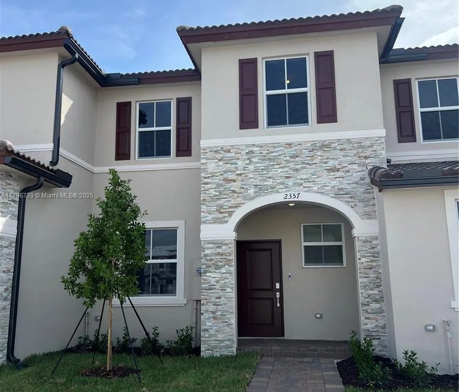 2357 NW 122nd Ter, Miami FL 33167