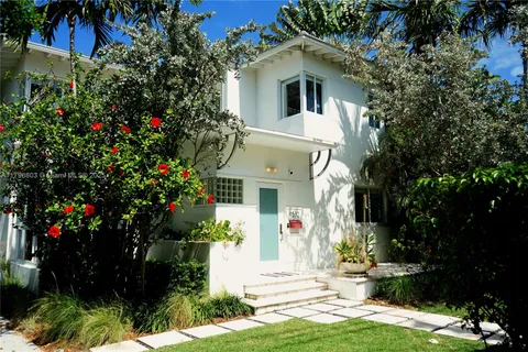 4532 Sheridan Ave, Miami Beach FL 33140