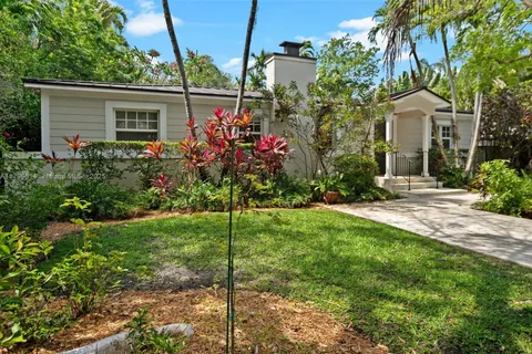 4054 Bonita Ave, Miami FL 33133